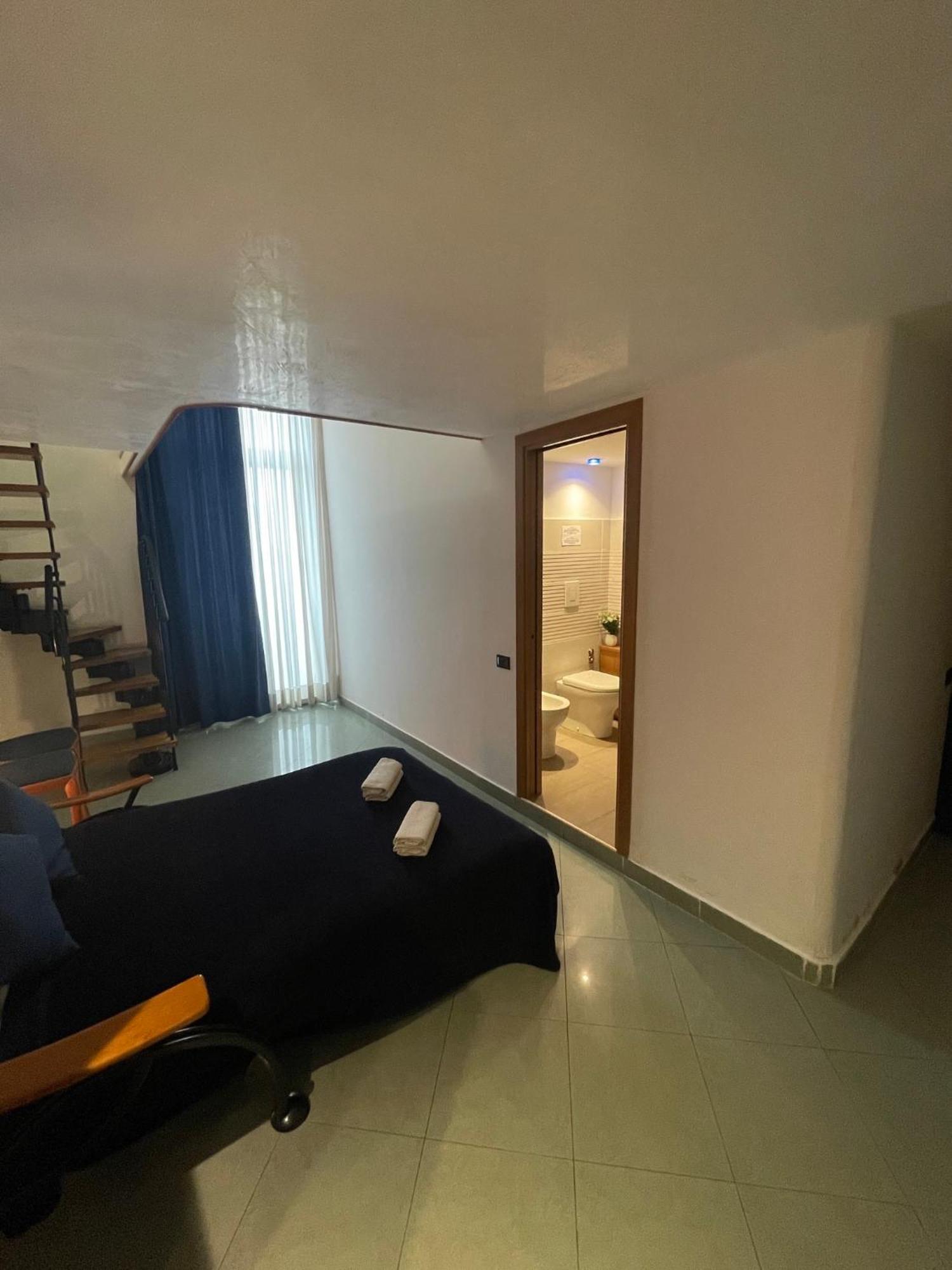 Lanova21 Bed & Breakfast Napoli Eksteriør bilde
