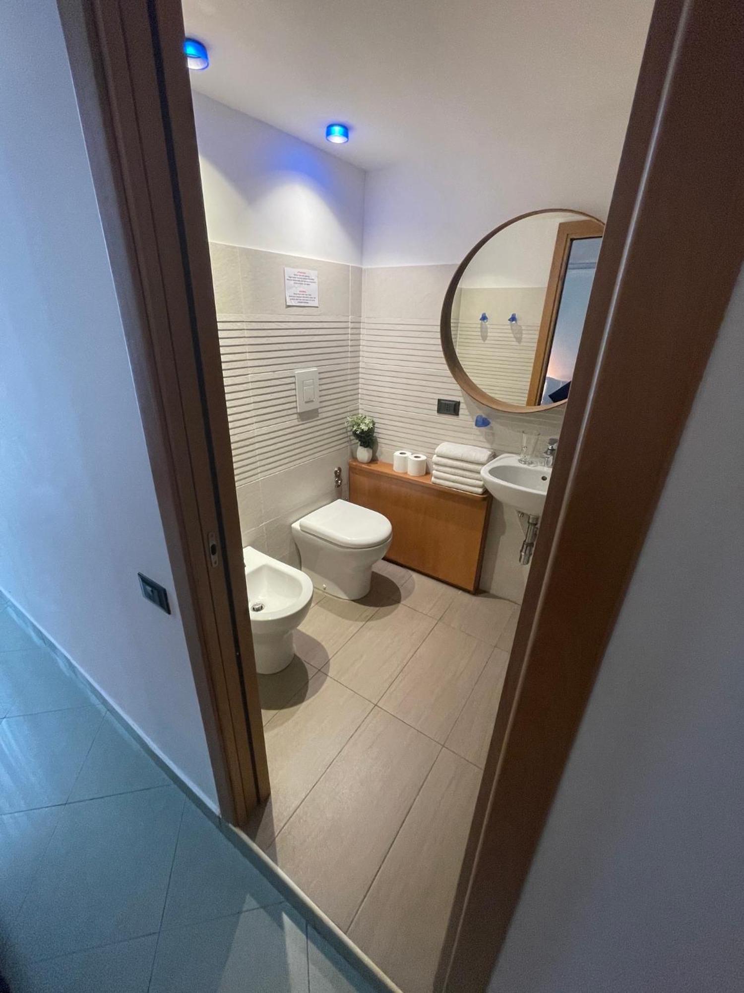 Lanova21 Bed & Breakfast Napoli Eksteriør bilde