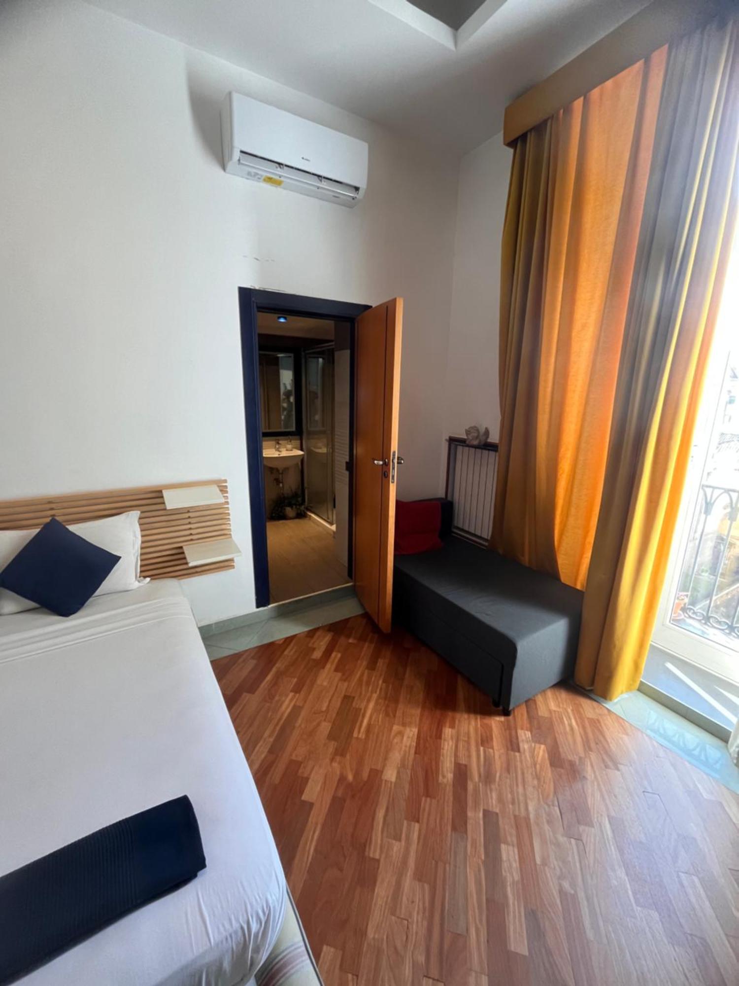 Lanova21 Bed & Breakfast Napoli Eksteriør bilde