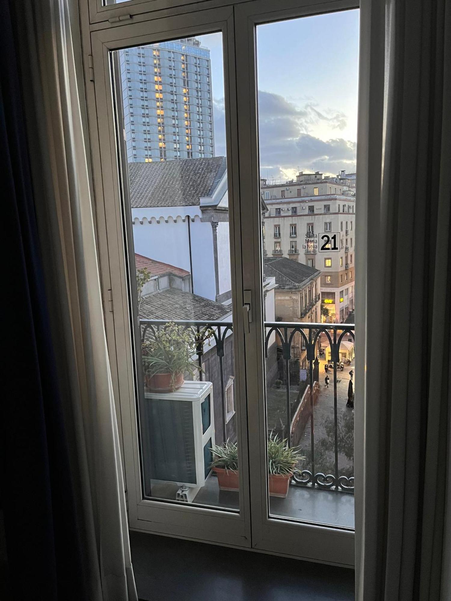 Lanova21 Bed & Breakfast Napoli Eksteriør bilde